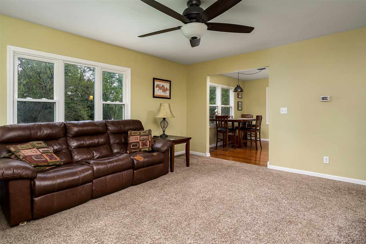 8308 McCurry Road Roscoe, IL 61073 - Photo 4 of 25 Gallery Image 4