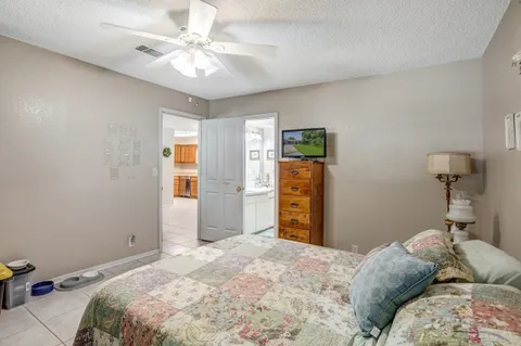 $300,000 | 1113 Ash Drive, Marble Falls, TX 78654