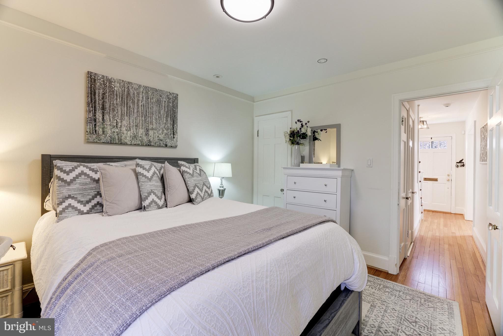 4731 24th Road North Arlington, VA 22207 - Photo 16 of 52 Gallery Image 16