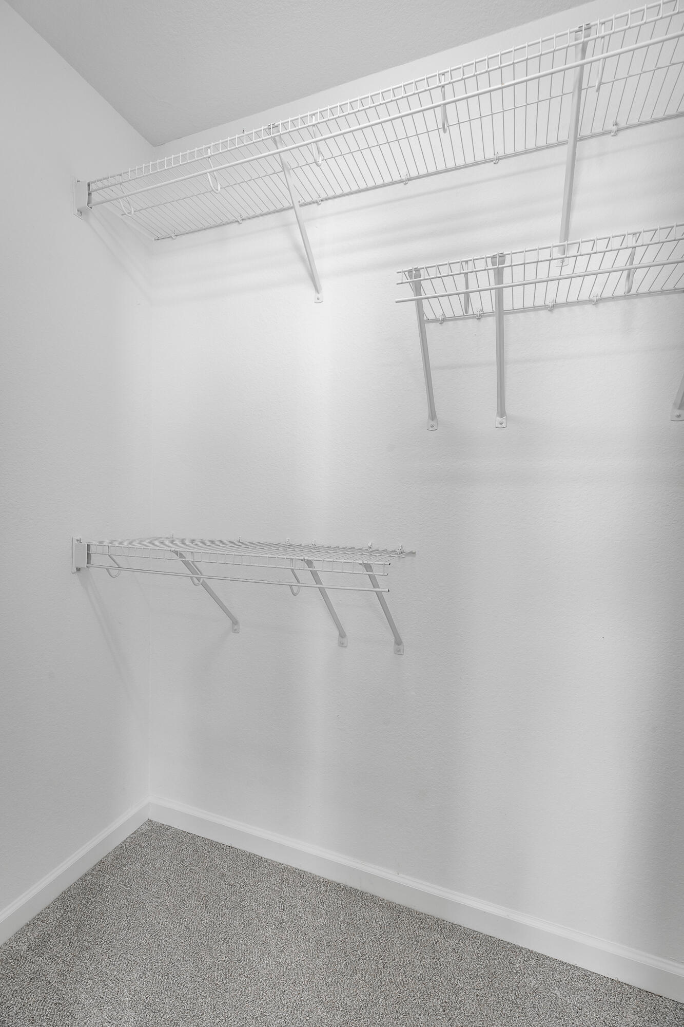 8070 Dudley Road Chattanooga, TN 37421 - Photo 17 of 33 Master Walk In Closet