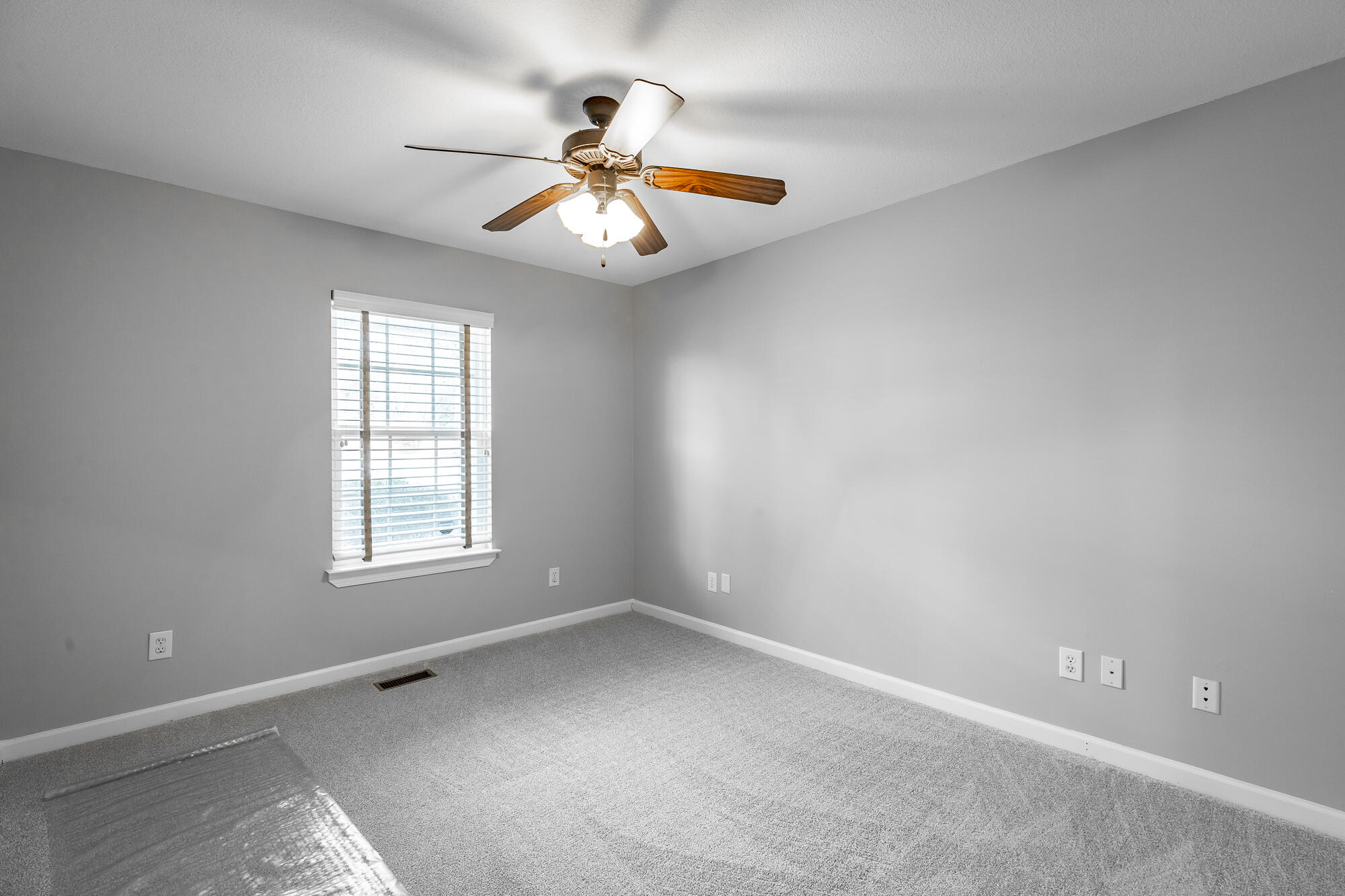 8070 Dudley Road Chattanooga, TN 37421 - Photo 20 of 33 Bedroom 3
