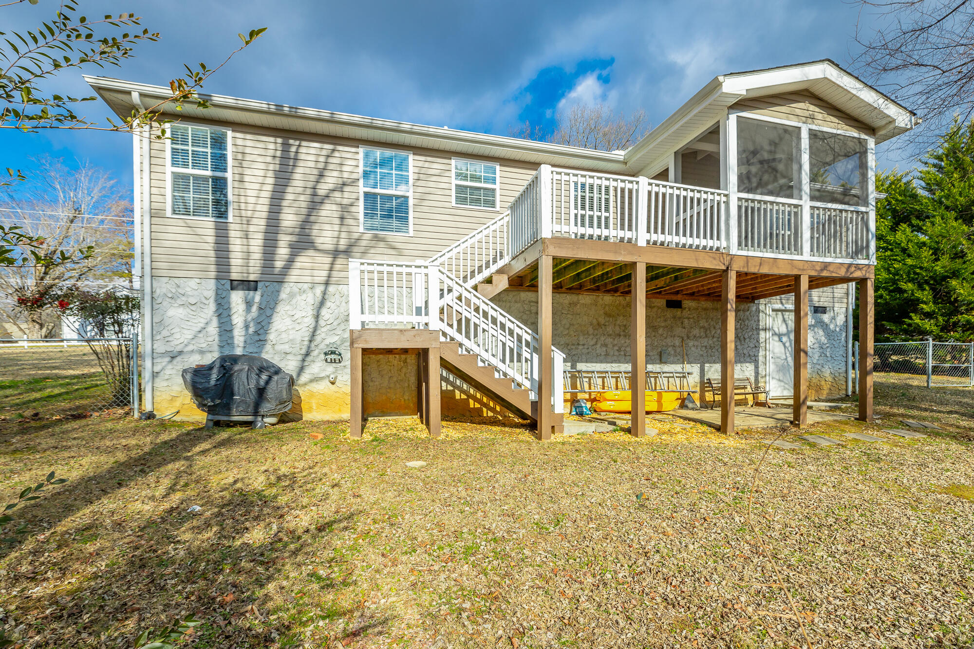 8070 Dudley Road Chattanooga, TN 37421 - Photo 26 of 33 Exterior Back and Yard