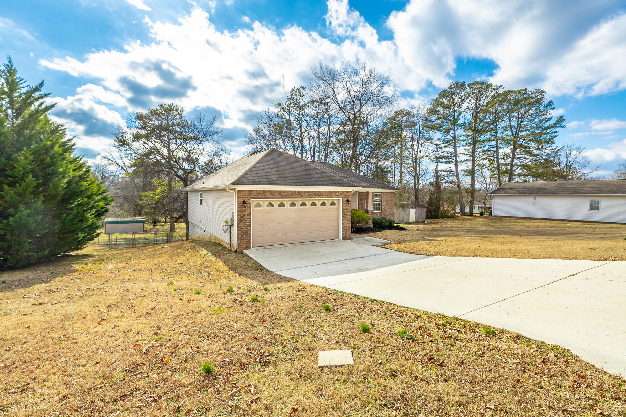 8070 Dudley Road Chattanooga, TN 37421 - Photo 32 of 33 In the Heart of East Brainerd