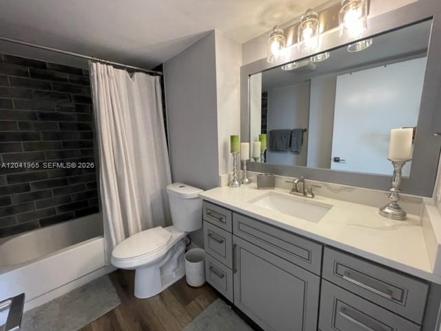 17 Royal Palm Way, Unit 302 Boca Raton, FL 33432 - Photo 47 of 49