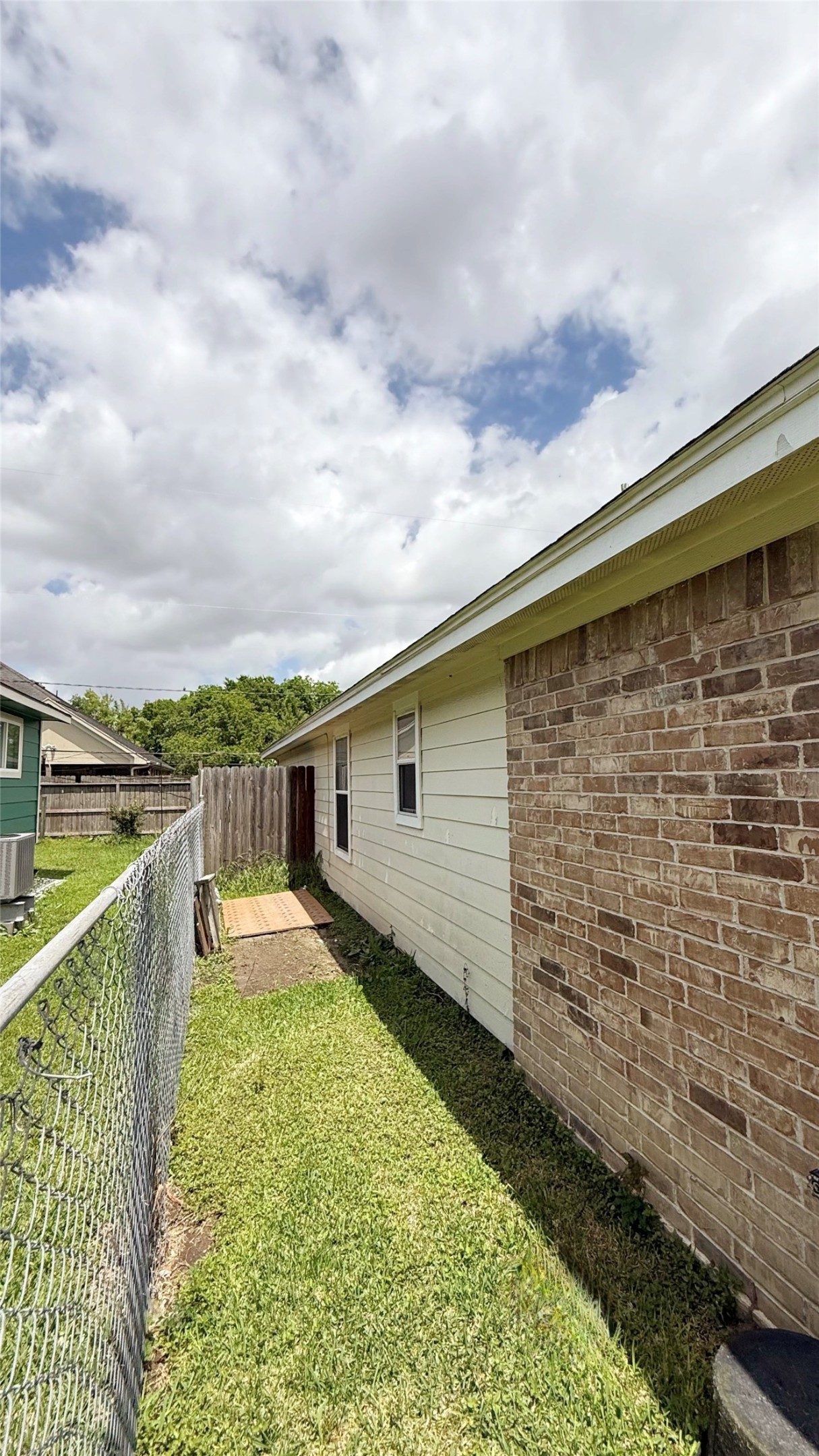 5417 Ricky Street Houston, TX 77033 - Photo 6 of 6