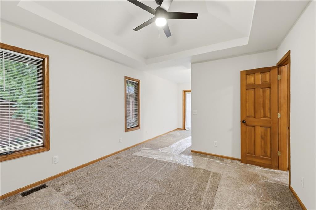 875 Kendall Road Peculiar, MO 64078 - Photo 13 of 54