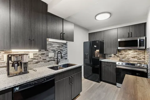 $195,000 | 2434 Independence Lane, Unit 108, Madison, WI 53704