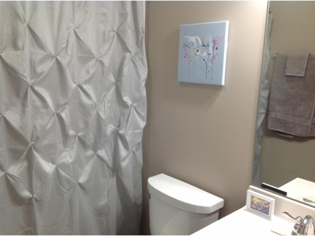 275 Shipley Road Gray, TN 37615 - Photo 21 of 36 Guest Bath