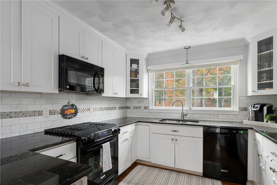 4400 Post Road, Unit 2 Warwick, RI 02818 - Photo 11 of 32