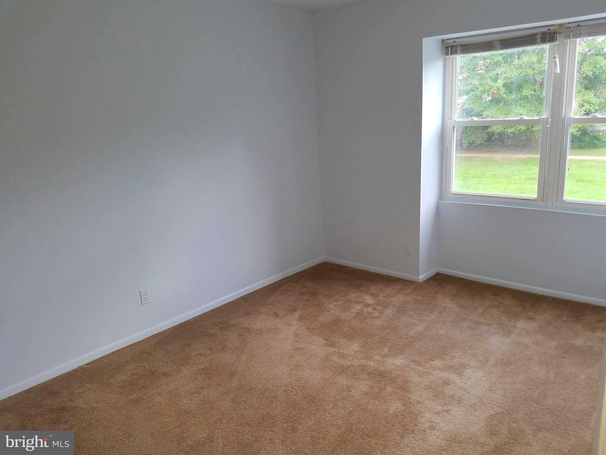 17433 Hughes Road Poolesville, MD 20837 - Photo 15 of 20 an empty room with a window