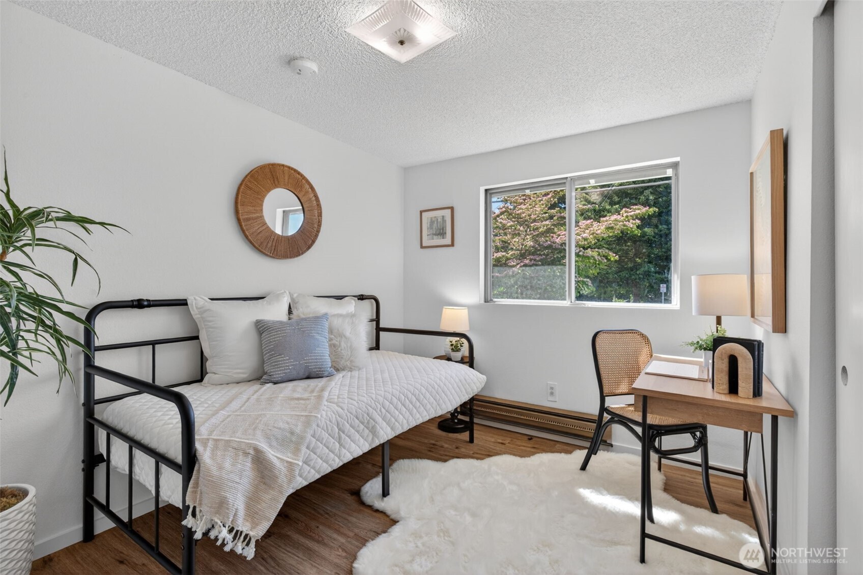 19209 Grannis Road Bothell, WA 98012 - Photo 17 of 26