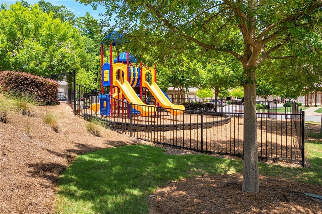 3329 Twinrose Place Alpharetta, GA 30004 - Photo 31 of 37