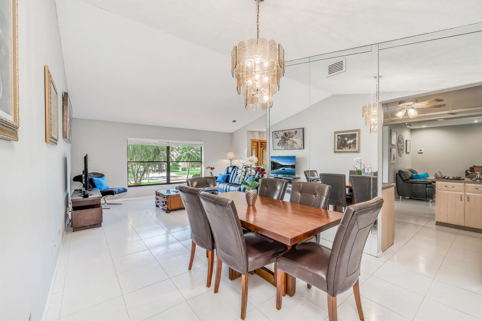 9155 Bedford Drive Boca Raton, FL 33434 - Photo 11 of 45 Dining Room
