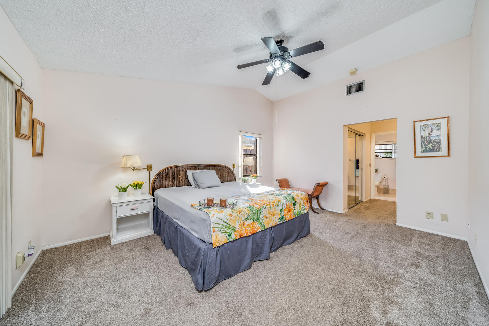 9155 Bedford Drive Boca Raton, FL 33434 - Photo 19 of 45 Vaulted Ceilings