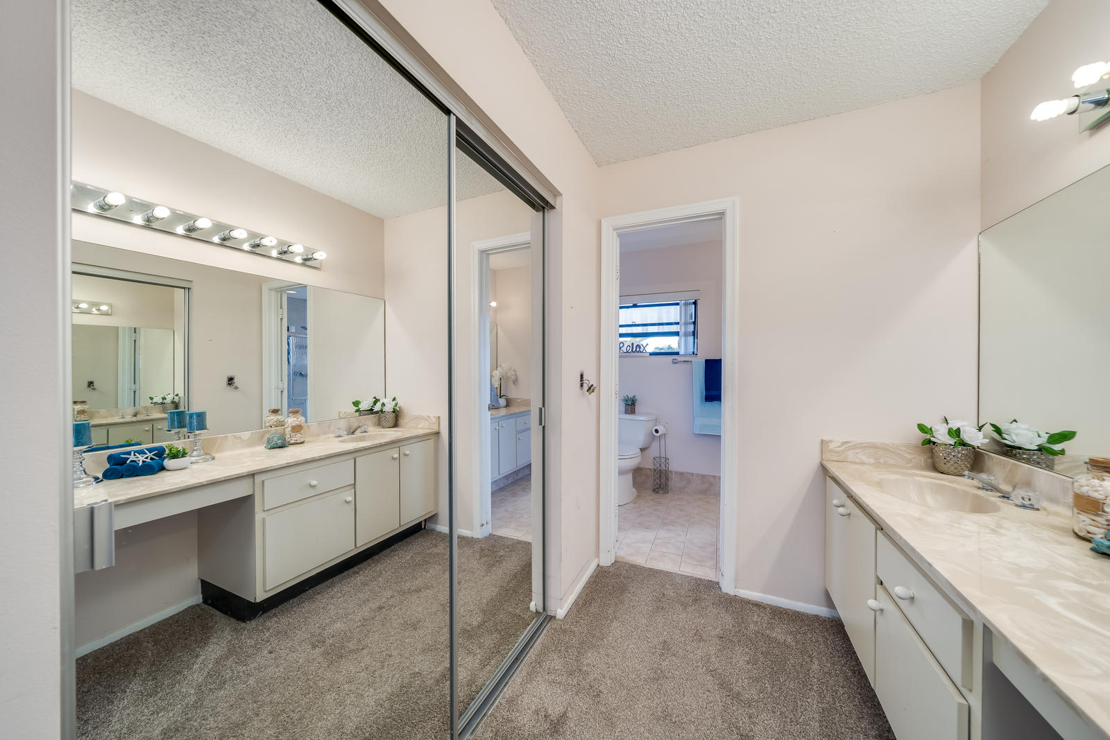 9155 Bedford Drive Boca Raton, FL 33434 - Photo 21 of 45 Dressing area