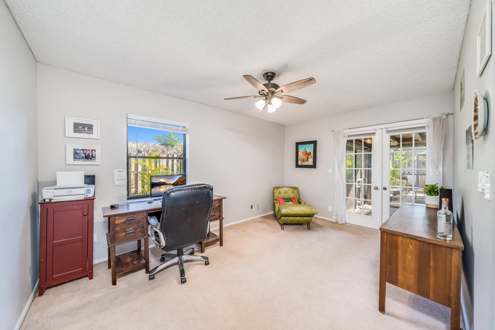 9155 Bedford Drive Boca Raton, FL 33434 - Photo 24 of 45 Access to patio