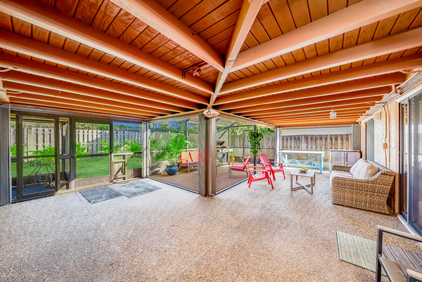 9155 Bedford Drive Boca Raton, FL 33434 - Photo 31 of 45 Covered/ScreenedPatio