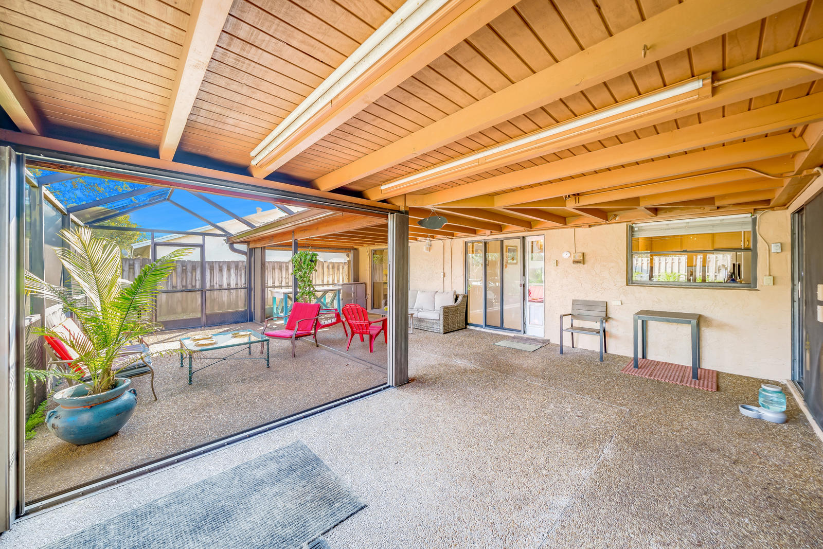 9155 Bedford Drive Boca Raton, FL 33434 - Photo 35 of 45 BIG Patio