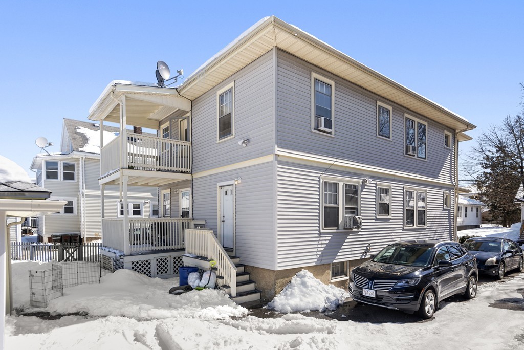 14 Windsor Road Quincy, MA 02171 - Photo 5 of 19 Gallery Image 5
