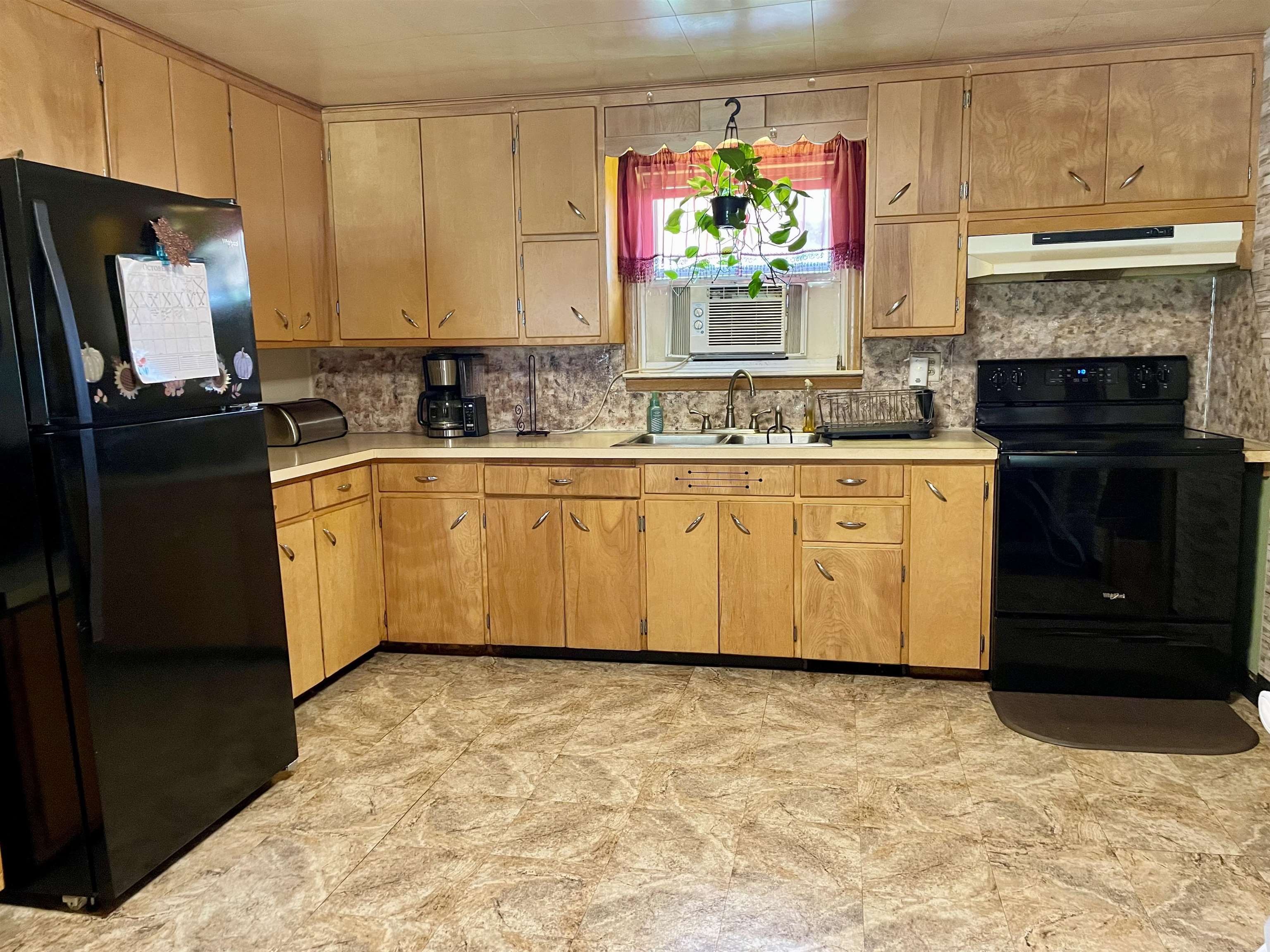 4124 Hackberry Road Bridgeport, MI 48722 - Photo 10 of 31