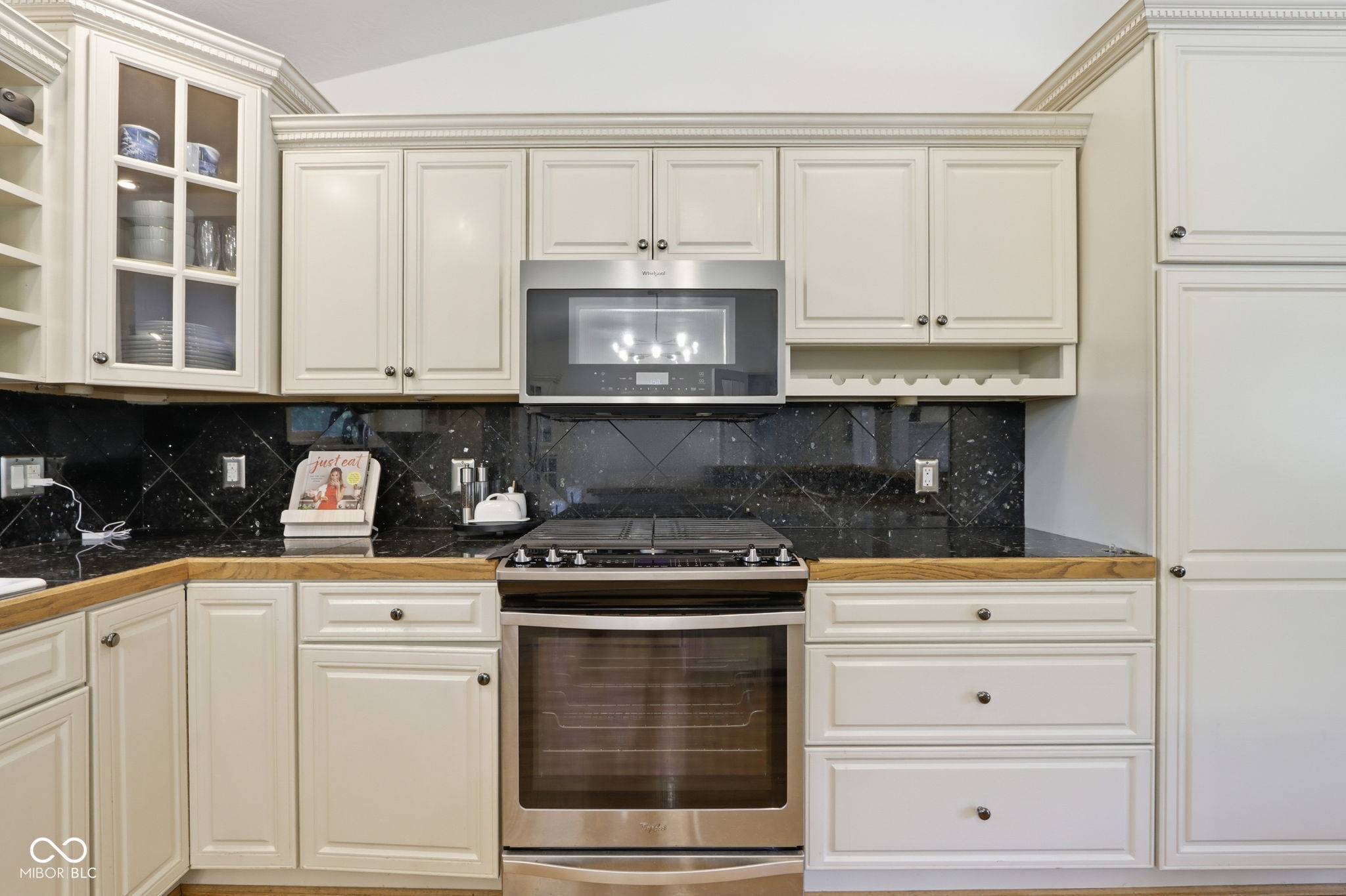 7720 Dean Road Indianapolis, IN 46240 - Photo 23 of 48 Gallery Image 23