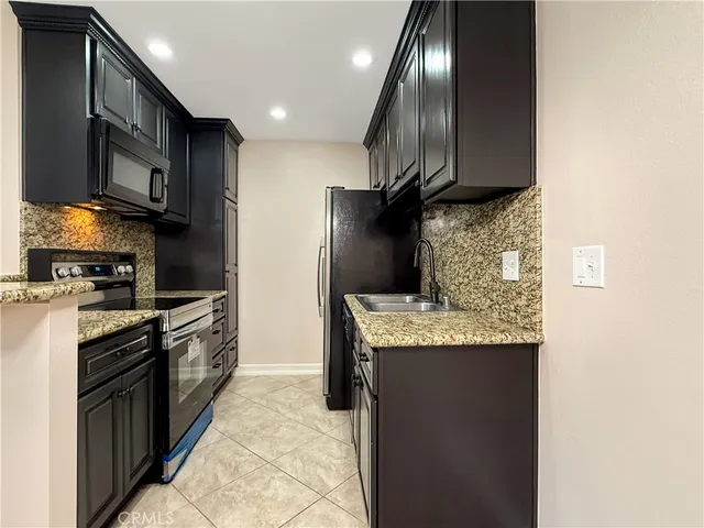 $454,900 | 436 North Bellflower Boulevard, Unit 206, Long Beach, CA 90814