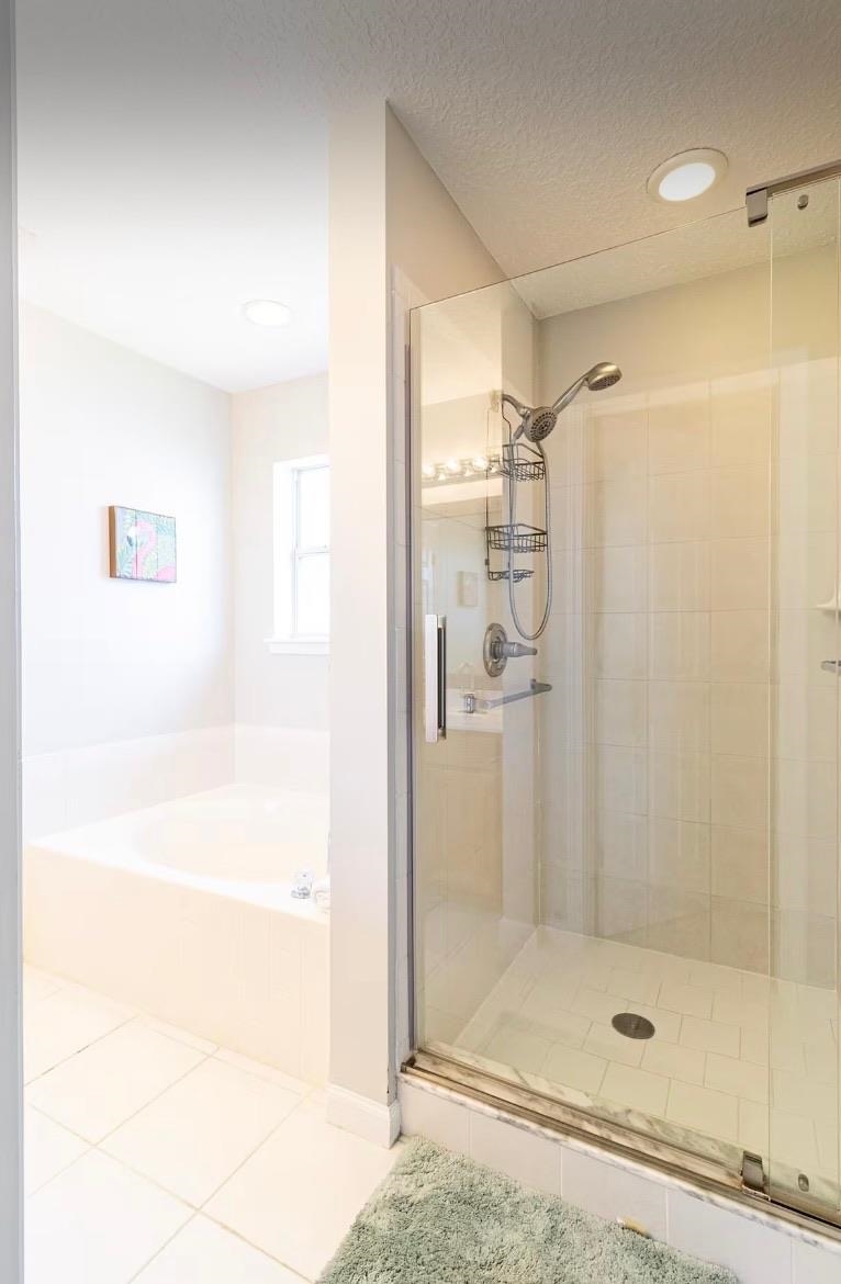 5340 4th Street St. Augustine, FL 32080 - Photo 14 of 29 a bathroom with a shower