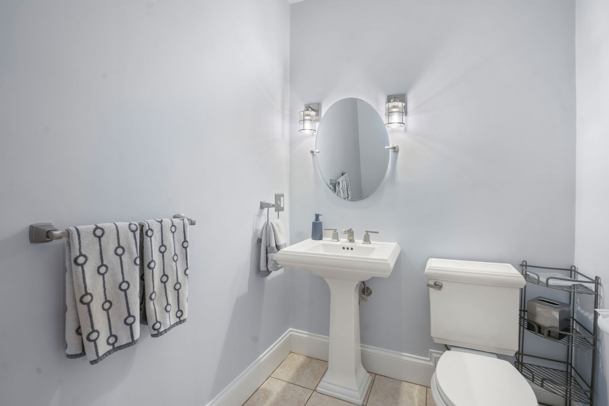 55 Brook Farm Road Boston, MA 02132 - Photo 14 of 32 Gallery Image 14