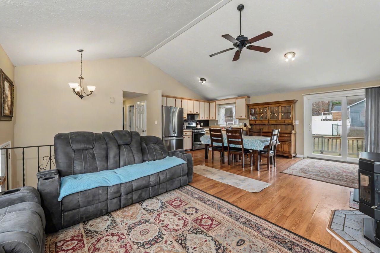 1 Juniper Way Merrimack, NH 03054 - Photo 8 of 27