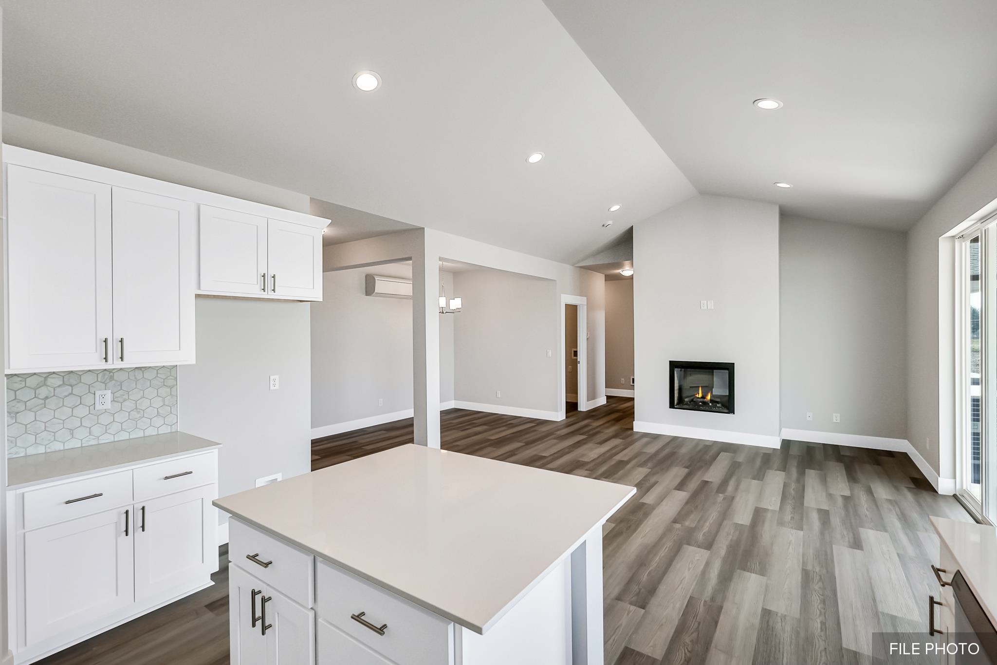 5871 South Sherri Lee Road Spokane, WA 99224 - Photo 15 of 33