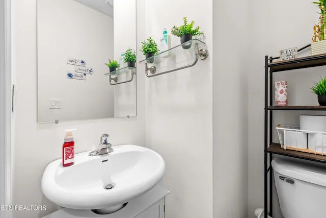 $469,900 | 7425 Grey Flannel Lane, Knoxville, TN 37931