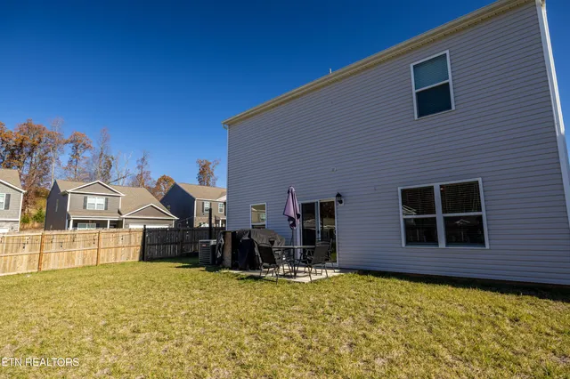 $469,900 | 7425 Grey Flannel Lane, Knoxville, TN 37931