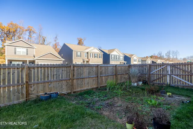 $469,900 | 7425 Grey Flannel Lane, Knoxville, TN 37931