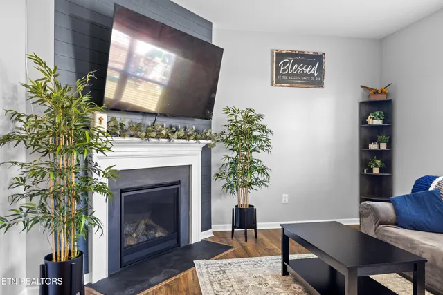 $469,900 | 7425 Grey Flannel Lane, Knoxville, TN 37931