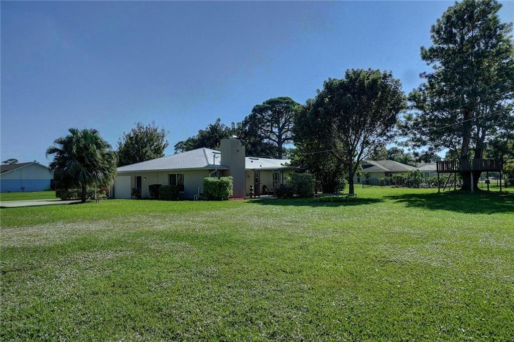 2442 Southeast Issac Road Port St. Lucie, FL 34952 - Photo 9 of 30
