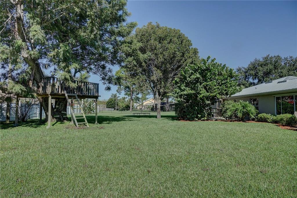 2442 Southeast Issac Road Port St. Lucie, FL 34952 - Photo 10 of 30