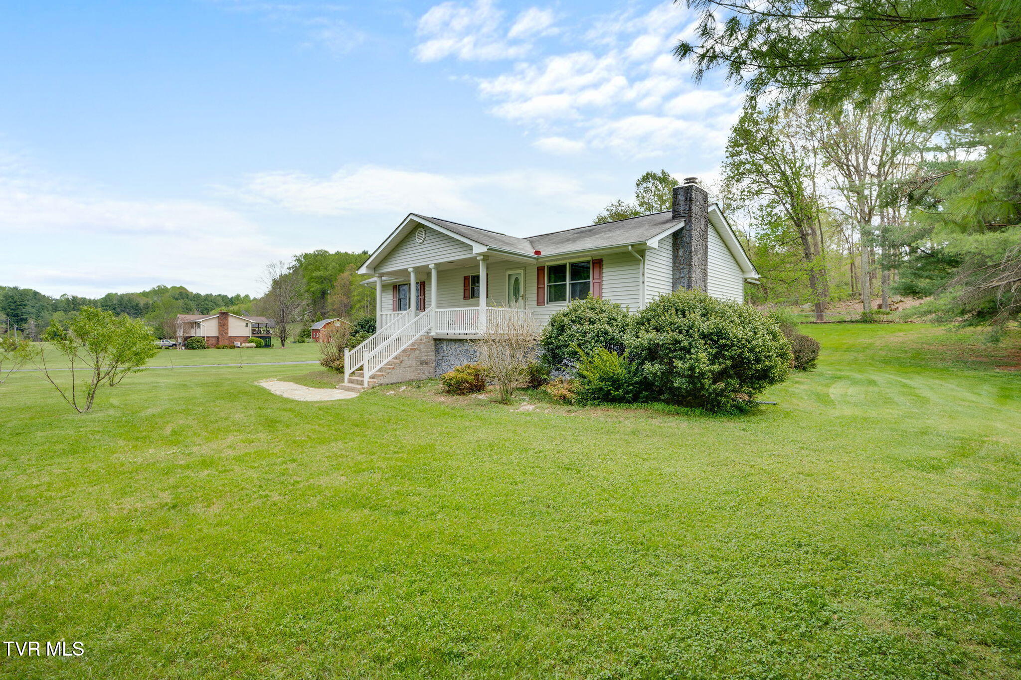 364 Max Jett Road Johnson City, TN 37601 - Photo 3 of 48 3mj