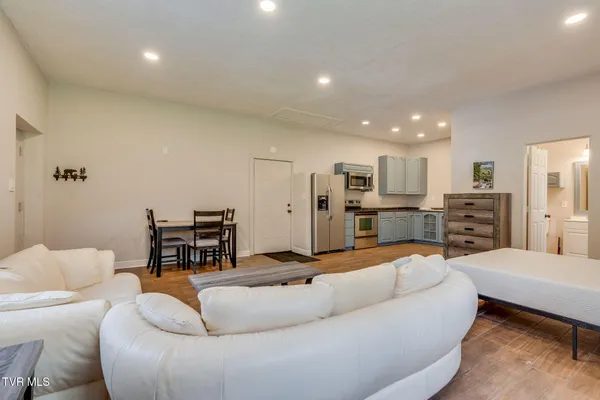 $520,000 | 364 Max Jett Road, Johnson City, TN 37601