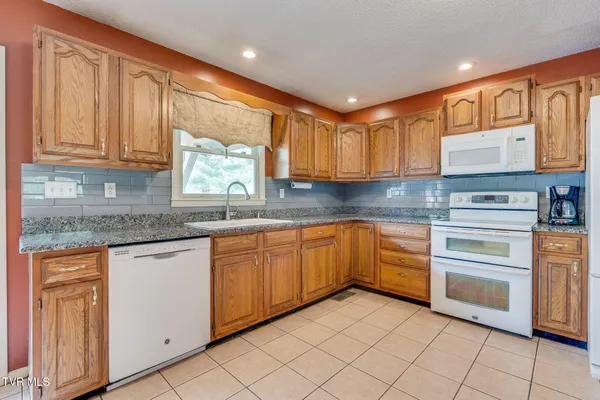 $520,000 | 364 Max Jett Road, Johnson City, TN 37601