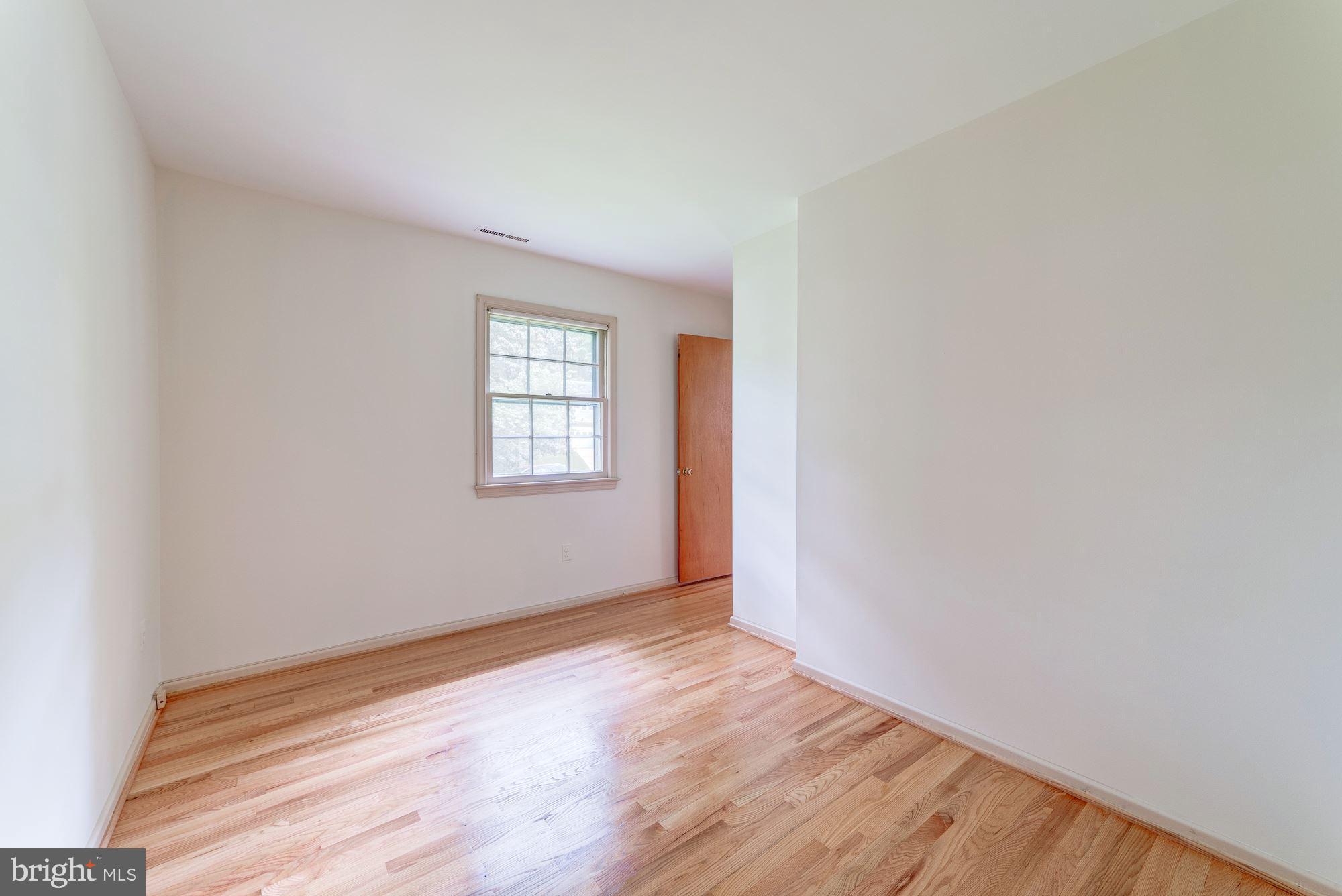 9518 Rockport Road Vienna, VA 22180 - Photo 17 of 27 Bedroom off of master