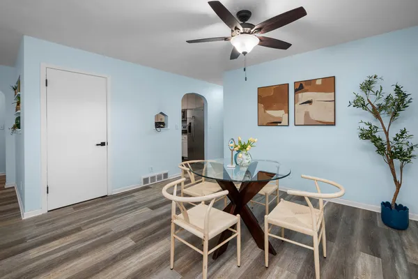 $209,900 | 1611 East High Street, Davenport, IA 52803