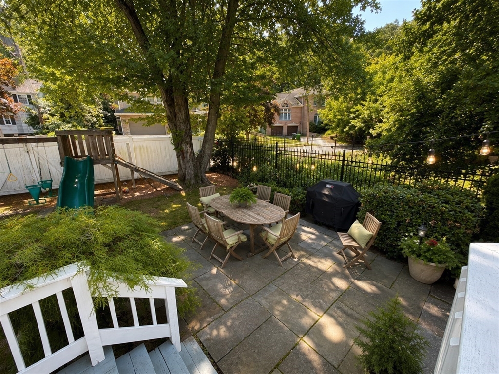 51 Hartman Road Newton, MA 02459 - Photo 20 of 23