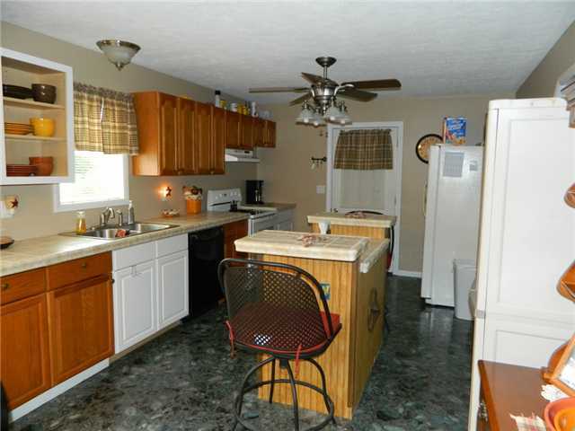 2349 Pennington Road Waverly, OH 45690 - Photo 6 of 15