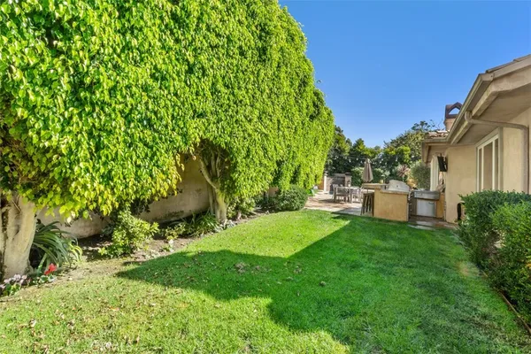 $15,000 | 600 Cliff Drive, Newport Beach, CA 92663
