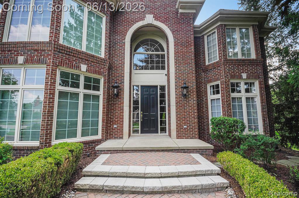 4831 Goodison Pl Drive Rochester, MI 48306 - Photo 3 of 36