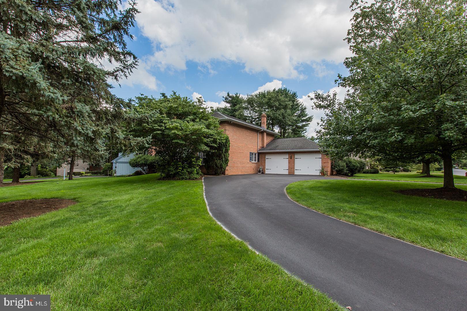 2791 Old Orchard Road Lancaster, PA 17601 - Photo 3 of 56