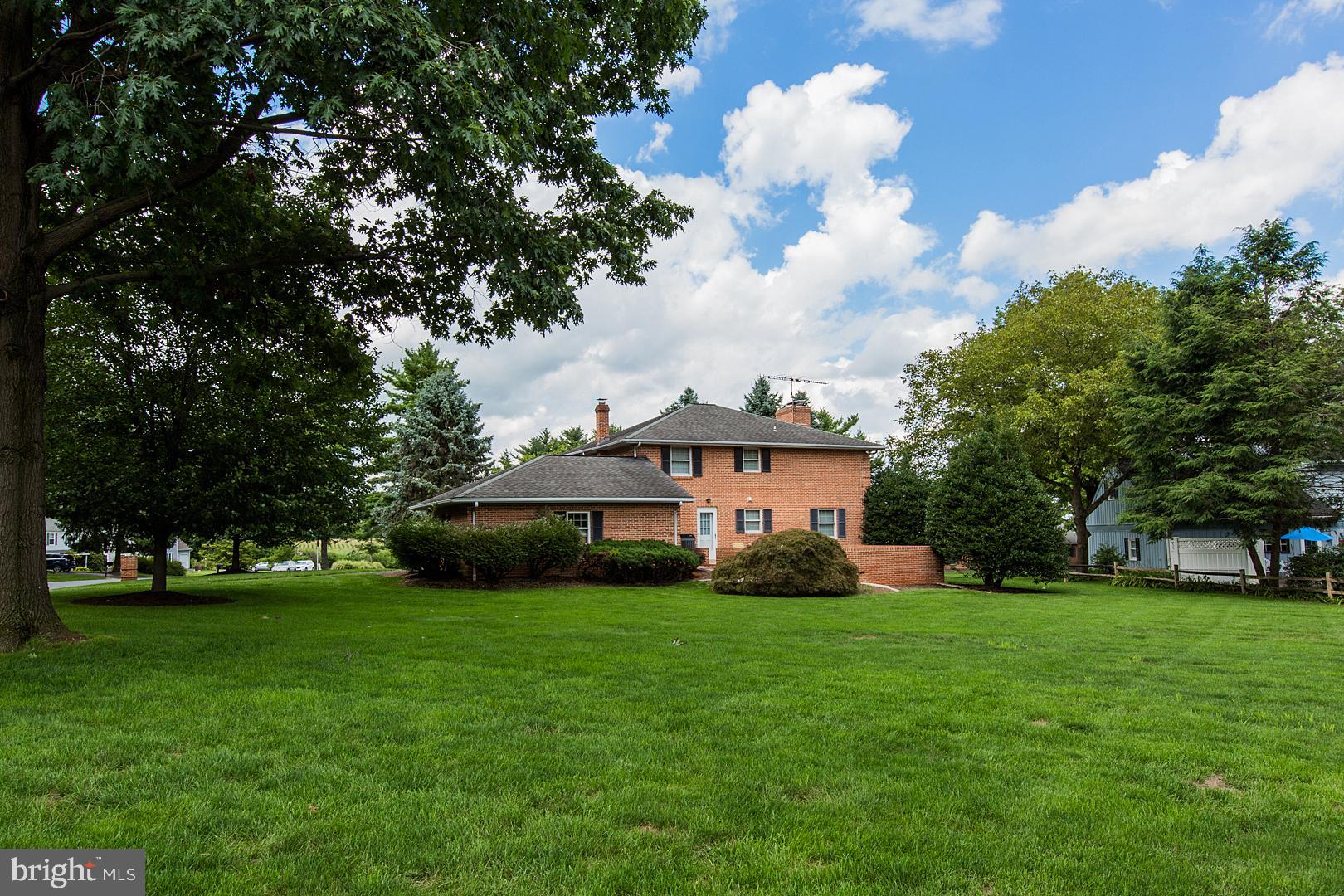 2791 Old Orchard Road Lancaster, PA 17601 - Photo 4 of 56