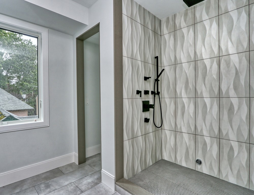 75 Greenough Street, Unit PH Brookline, MA 02445 - Photo 19 of 30