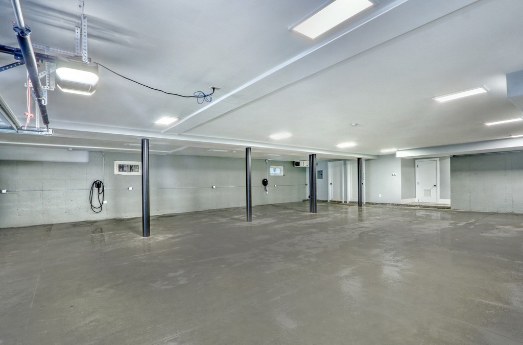 75 Greenough Street, Unit PH Brookline, MA 02445 - Photo 24 of 30