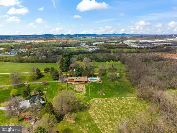 $509,900 | 1570 Woodberry Road, York, PA 17408